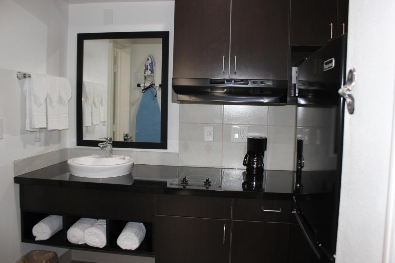 Otel 6-houston, Tx - East